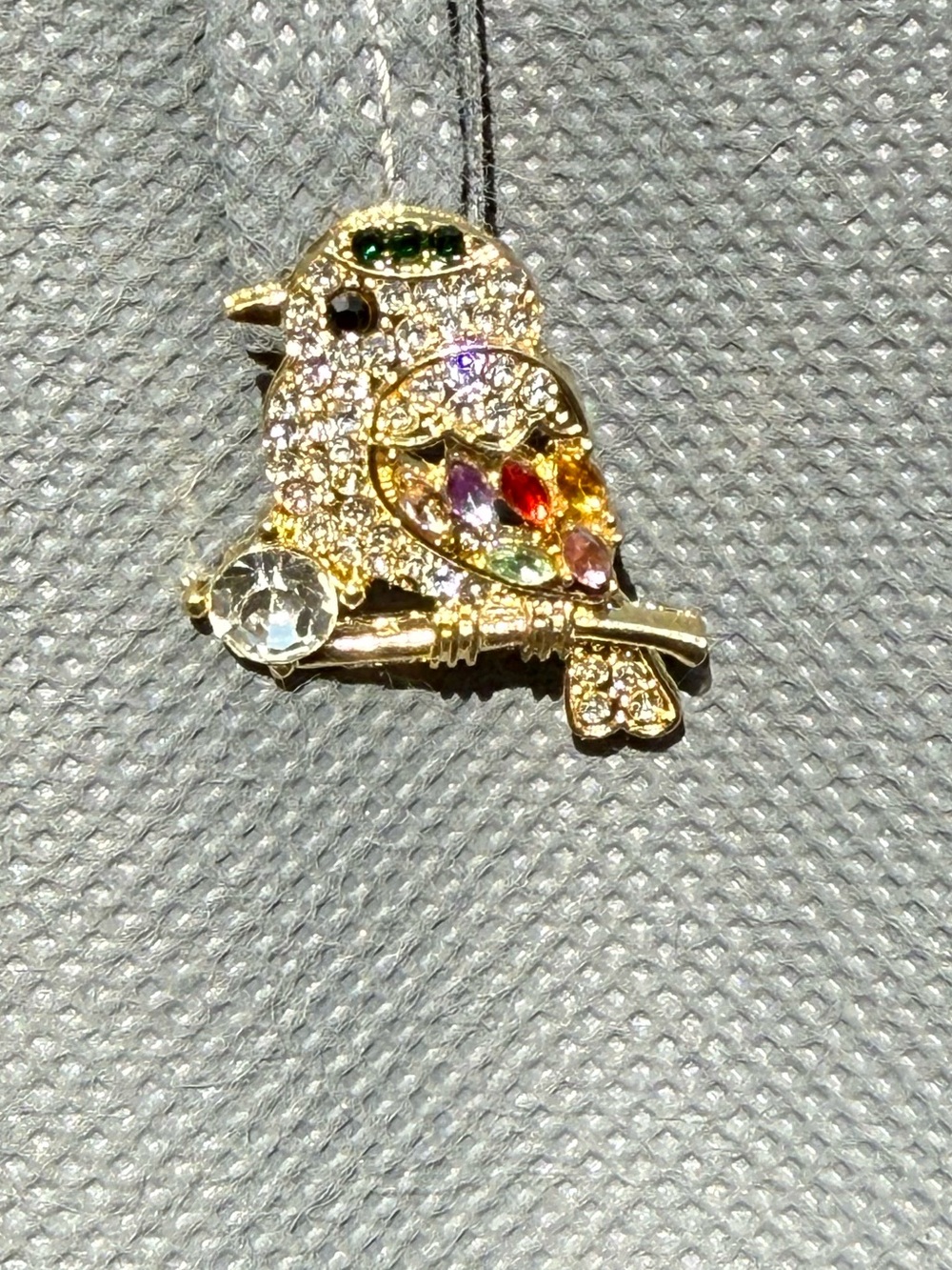 NWT Gold Crystal Bird Brooch with Multicolor Stones